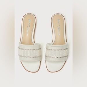 Betsey Johnson SB-Tru White and Silver Rhinestone Pearl Bride Slide Sandals NEW